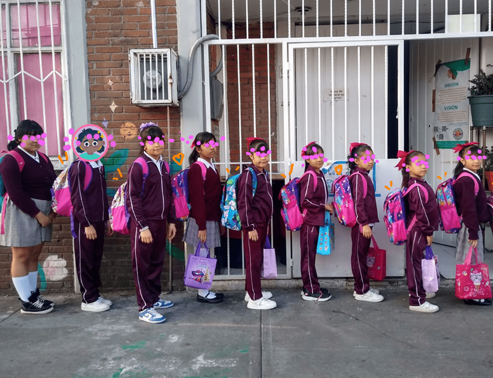 Primer dia de clase, formación.